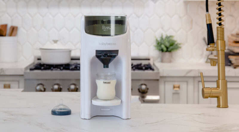 Baby Brezza Formula Pro advanced All White - přístroj na přípravu mléka